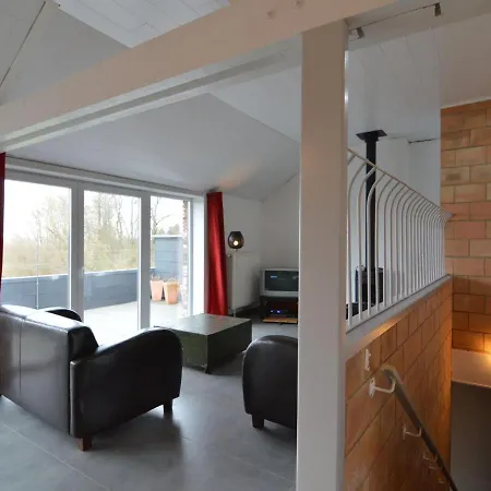 In Clavier Station With Infrared Sauna *
