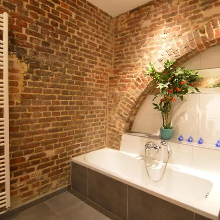In Clavier Station With Infrared Sauna Holiday home *