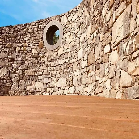 Дом отдыха Stylish Duplex With Sauna *